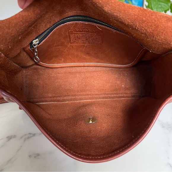 Coach Vintage Spectator Shoulder Bag 9767 British Tan Leather Turnlock NYC USA - Picture 8 of 16